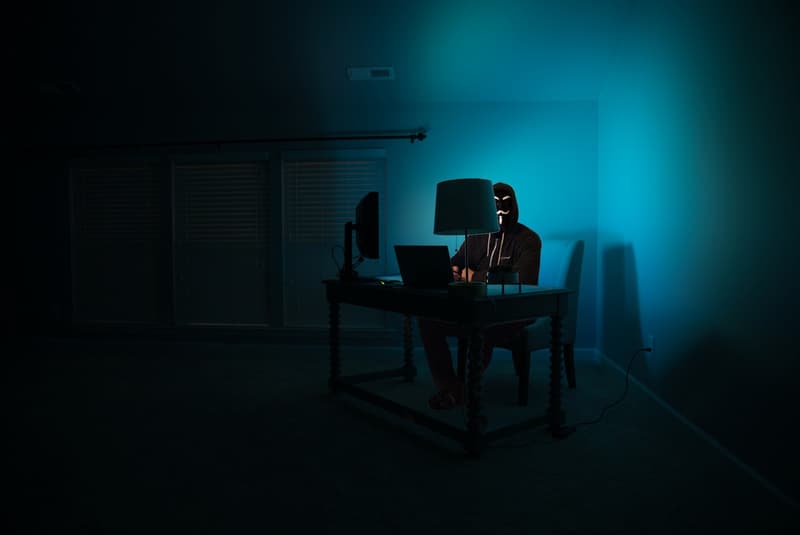 Analyst in front of a monitor